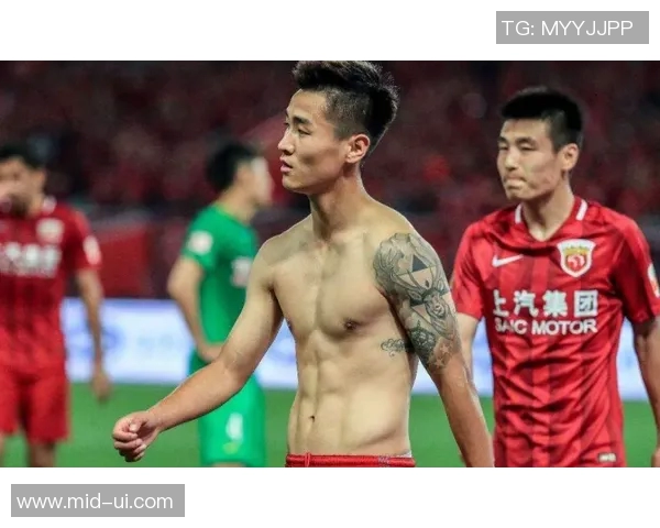 体格健壮却没有腹肌的足球明星们的成功之路与训练秘诀揭秘